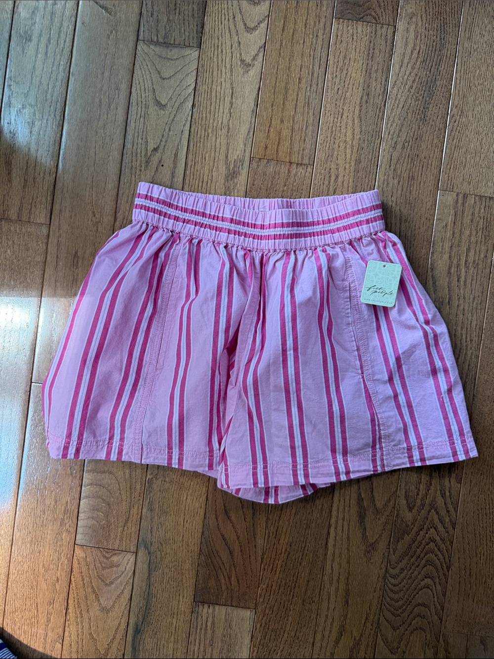 Free people - cotton pink striped shorts
